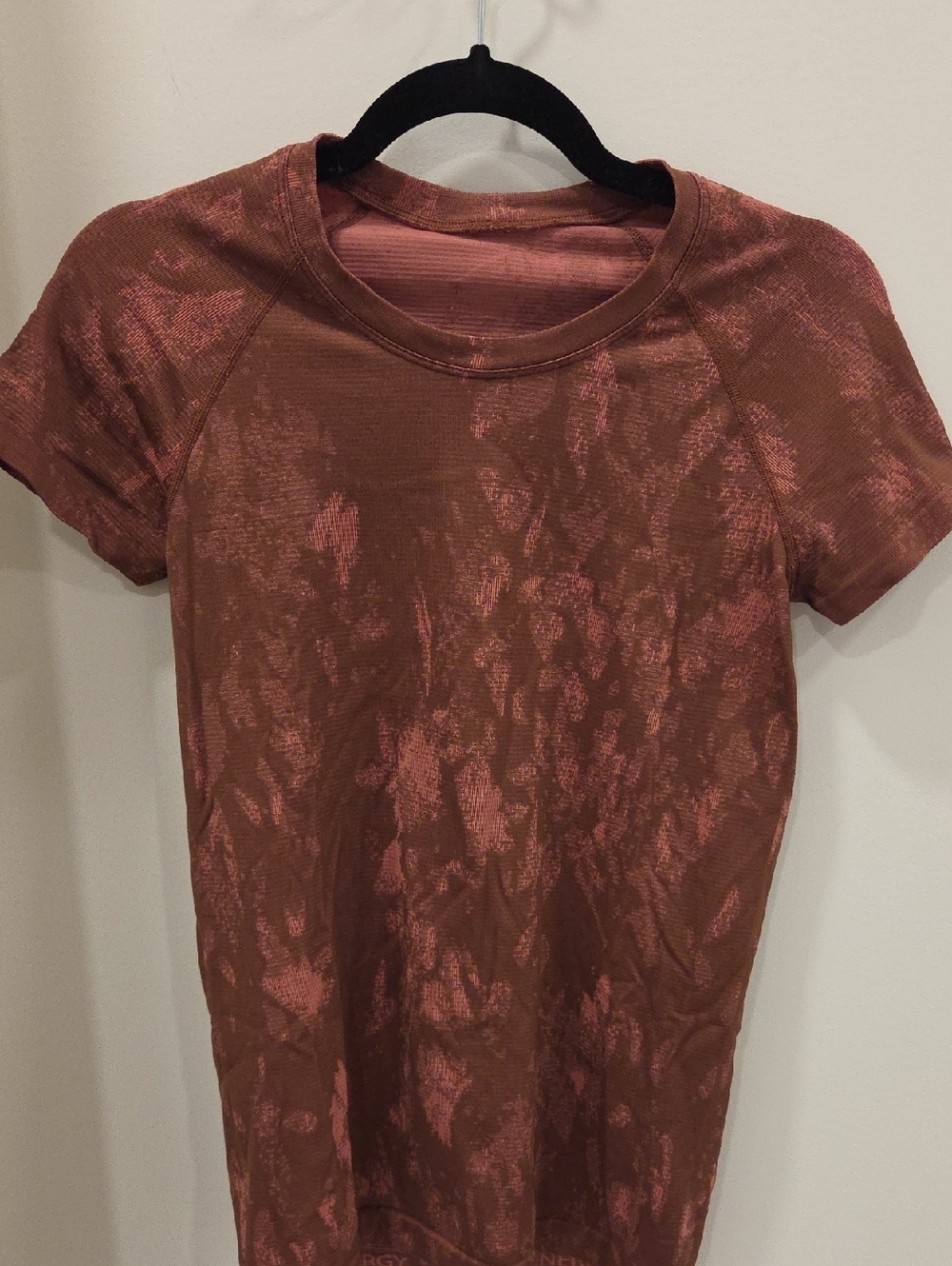 Lululemon Short Sleeve Tee in Rust and Pink